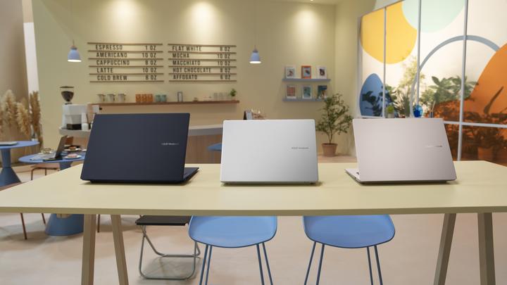 Immagine prodotto ASUS Vivobook 14 X1407QA-LY043W - Copilot+ Laptop - 14 inch (90NB1603-M003K0) (14", Snapdragon X Plus X1P-26-100, 16 GB, 512 GB, Ing. Int.)