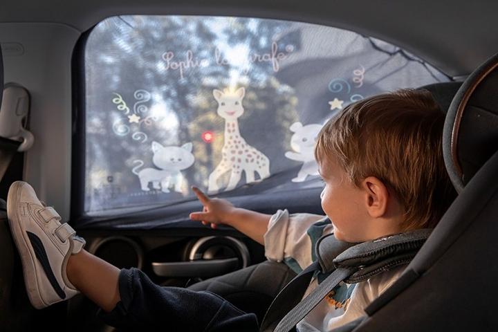 Image du produit Vulli Sophie la girafe Enfants Pare-soleil voiture à enfiler