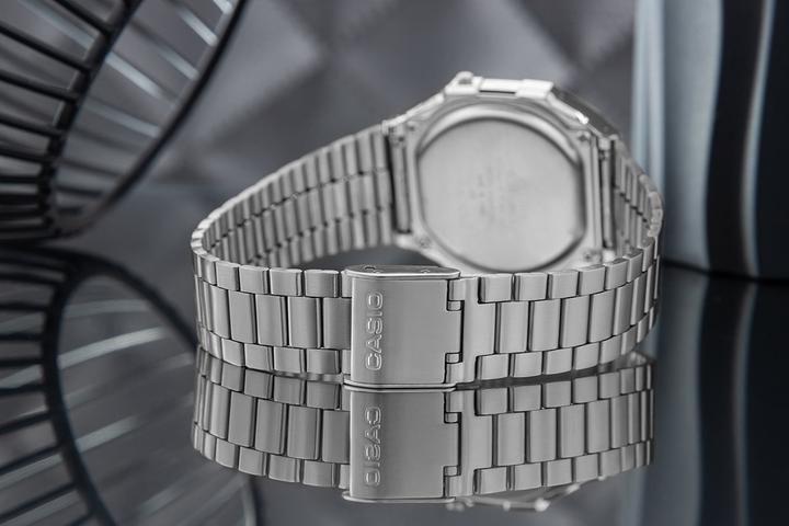 Produktbild Casio Retro Vintage - A168WEM-7EF (Digitaluhr, 34 mm)