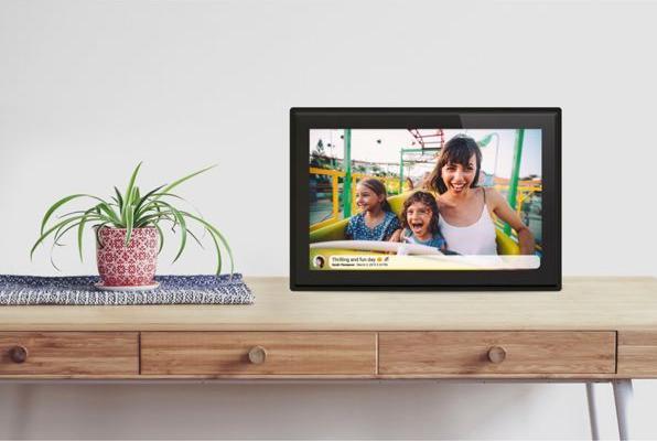 Produktbild Braun Photo DigiFrame 1019 WiFi (10.10", 1280 x 800 Pixel)