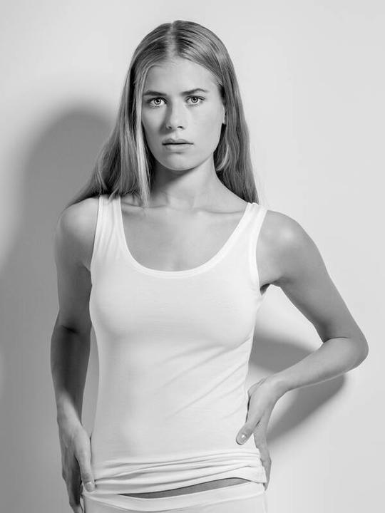 Actual product image ISA Bodywear Carrier Top (L)