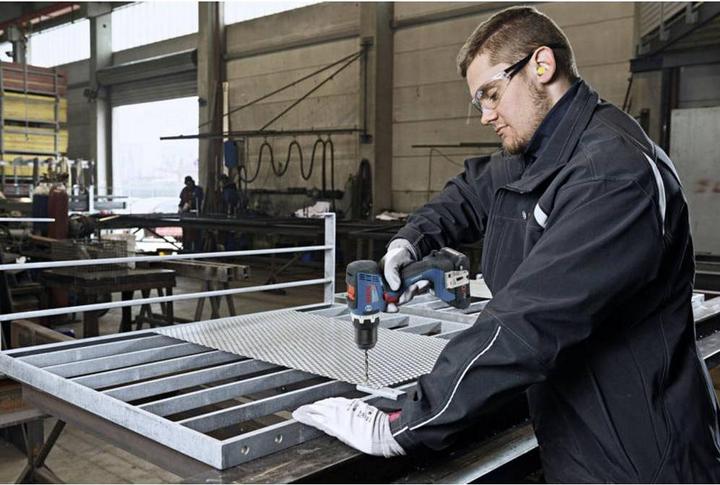 Produktbild Bosch Professional Bosch Bohrschrauber GSR 18V-65 2xPC4,0Ah (Ohne externe Stromquelle)