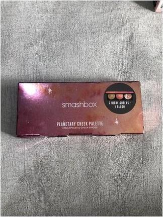 Actual product image Smashbox Planetary Cheek Palette 2 Highlighters 1 Blush (Highlighter, 4.50 g)