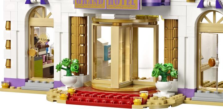 Actual product image LEGO Friends Heartlake Grand Hotel (41101, LEGO Friends)