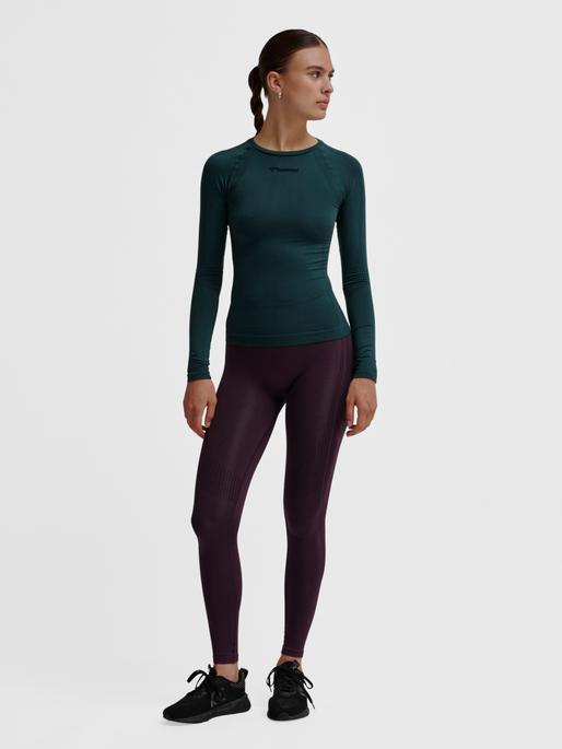 Actual product image hummel hmlMT SHAPING SEAMLESS T-SHIRT L/S (XL)