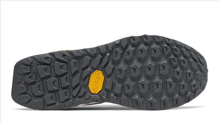 Produktbild New Balance Hierro V6 (42.5)