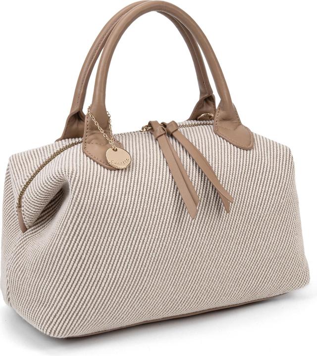 Actual product image Diana & Co 749-1Pt