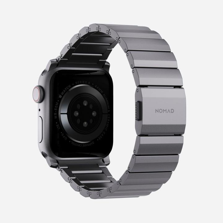 Actual product image Nomad Bracelet Aluminium Apple Watch Gray (21.5 mm, Aluminium, Stainless steel 316, grade N52 magnet)