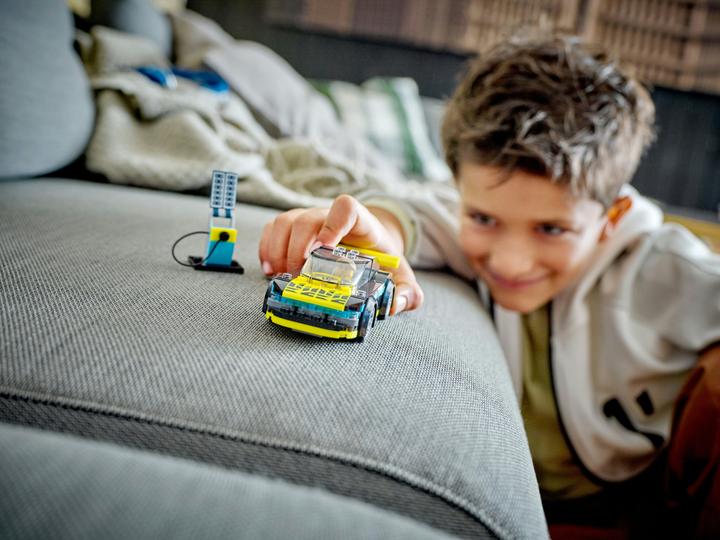Image du produit LEGO Voiture de sport électrique (60383, LEGO City)