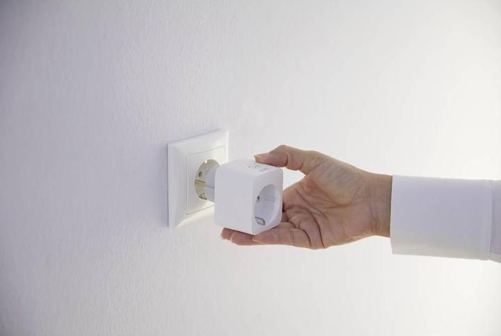Actual product image Telekom Smart Home WLAN Plug adapter inside