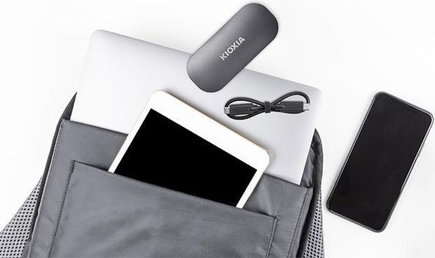 Actual product image Kioxia EXCERIA PLUS Portable SSD 2TB USB 3.2 Gen2 Type C (2000 GB)