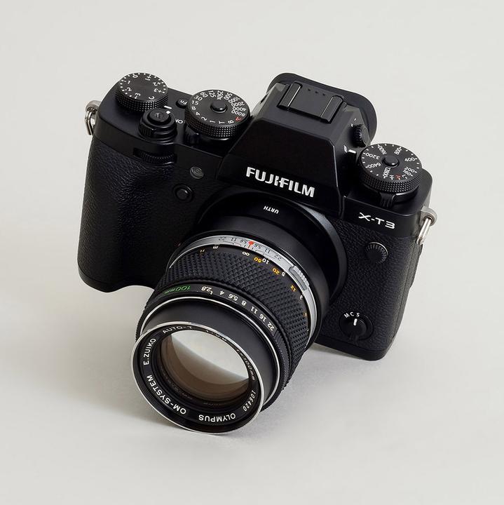 Actual product image Urth Lens Mount Adapter: Compatible with Olympus OM Lens to Fujifilm X Camera Body