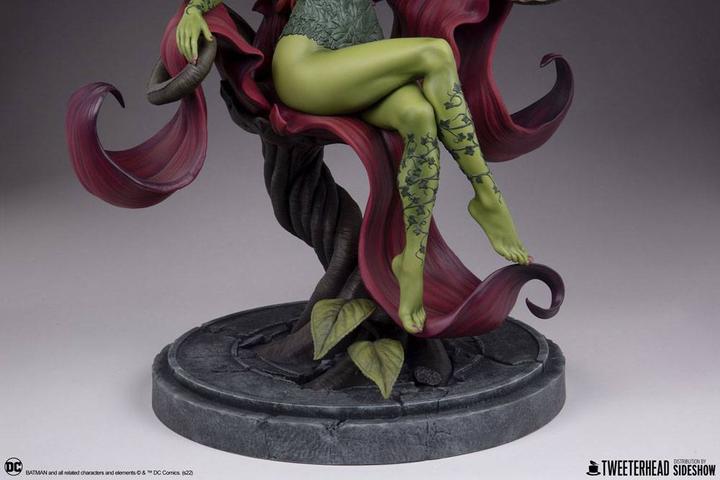 Actual product image Tweeterhead DC Comics statuette Poison Ivy Variant 36 cm