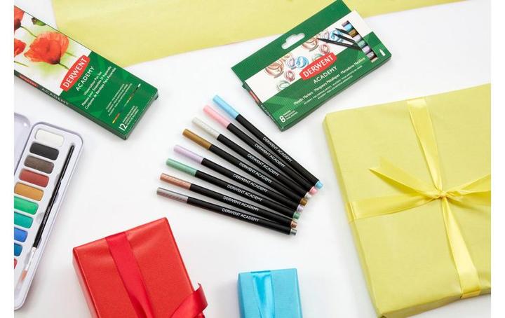 Actual product image Derwent Watercolor Watercolour Pan Set Multicolor (Multicoloured)