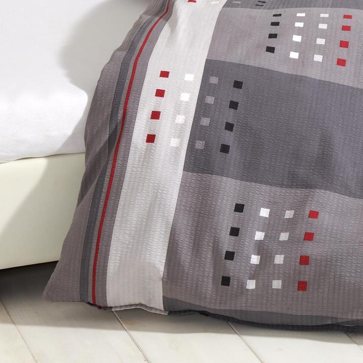 Actual product image Traumschlaf Berlin (Bedding set, 155x220 cm + 80x80 cm)