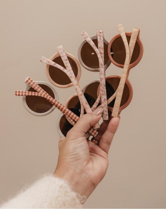 Mrs. Ertha Sonnenbrille Flower Buds