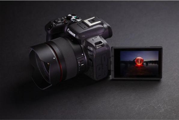 Actual product image Samyang AF 12mm F2.0 Canon RF-S (Canon RF-S, APS-C / DX)