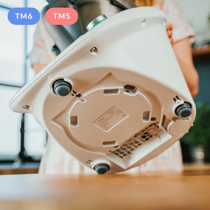 Produktbild Mixcover 3 unsichtbare Slider Gleiter für den Thermomix TM6 TM5