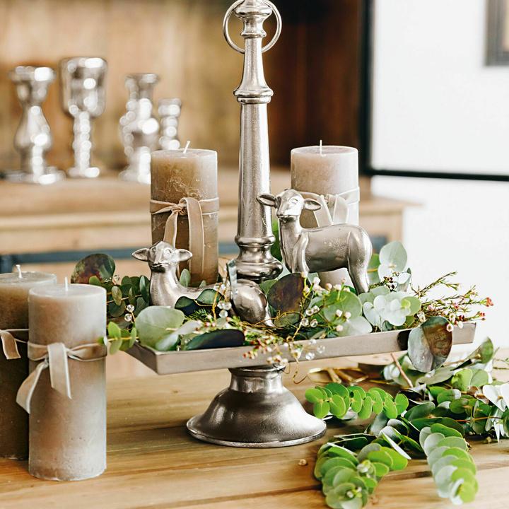 Actual product image Loberon Garland Pignon green