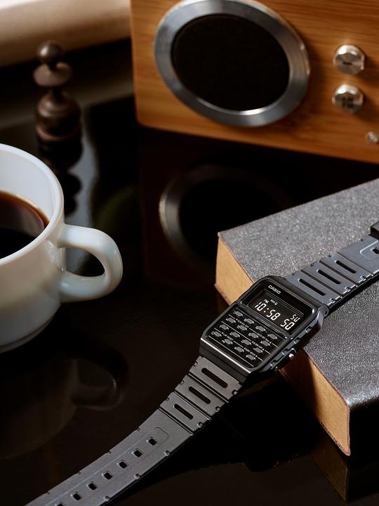 Produktbild Casio Retro (Chronograph, 43.20 mm)