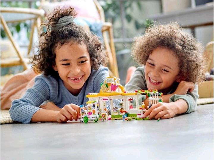 Actual product image LEGO Heartlake City Organic Cafe (41444, LEGO Friends)