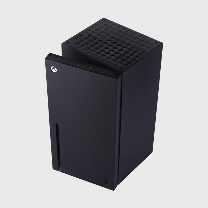 Produktbild Ukonic Xbox Series X: Mini Kühlschrank (10 l)