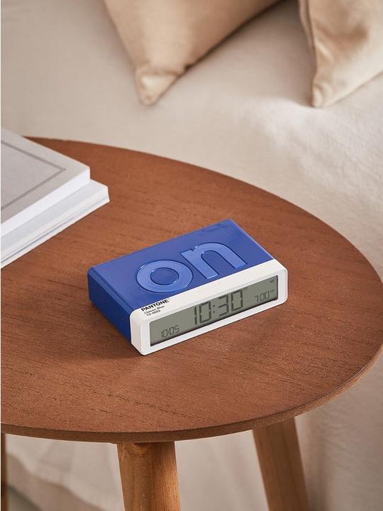 Actual product image Lexon Digitalwecker Flip Classic Pantone Classic Blue