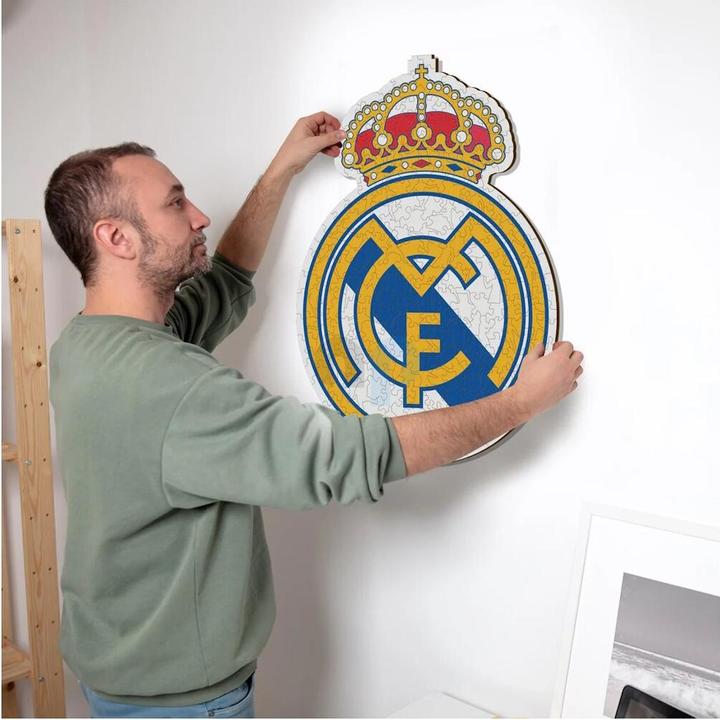 Image du produit Iconic Real Madrid CF - Logo - Puzzle en Bois Taille S (150 Pièces) (150 pièces)