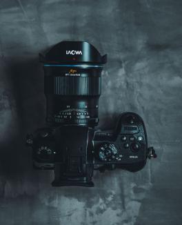 Produktbild Venus Optic Festbrennweite Laowa Argus 25 mm f/0.95 MFT APO – MFT (Micro Four Thirds, Micro Four Thirds)