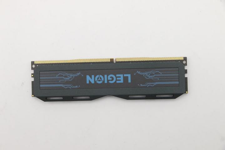 Immagine prodotto Lenovo LMKUFG68AHFHD-32A (1 x 16GB, 3200 MHz, DDR4-RAM, DIMM)