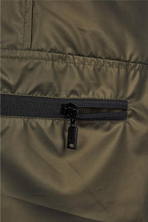 Actual product image Urban Classics Light Pull Over Jacket (XL)