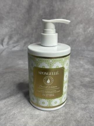 Image du produit Spongellé Hand & Body Lotion Lotion Freesia Pear (Lotion pour le corps, Lait pour le corps, Gel pour le corps, Crème pour le corps, 325 ml)