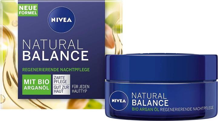 NIVEA Feuchtigkeitscreme mit Arganöl, Jojobaöl und Mandel in der Nacht für alle Hauttypen, 50 ml (50 ml)