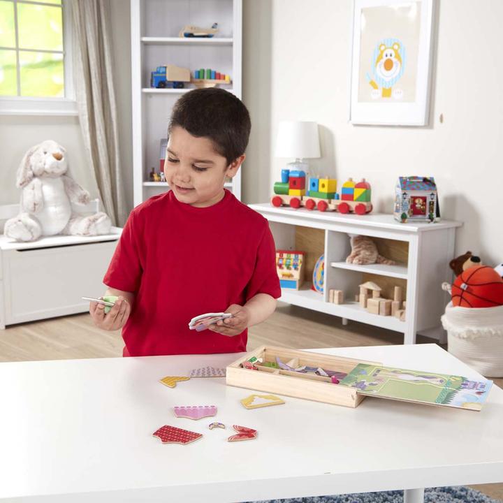 Image du produit Melissa & Doug Princess Ensemble de jeu d'habillage magnétique (37 x)