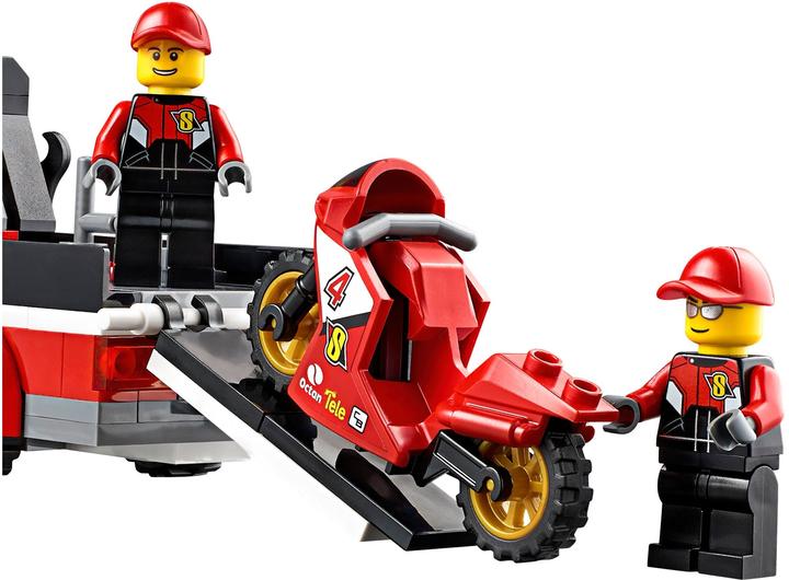 Actual product image LEGO Racing Bike Transporter (60084, LEGO City)