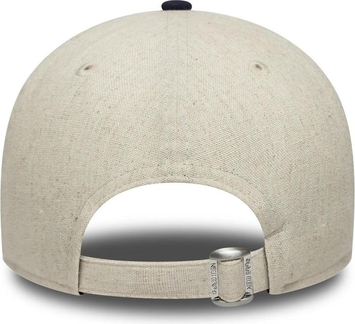 Actual product image New Era 9Forty Strapback Cap - Leinen Brand Script Beige