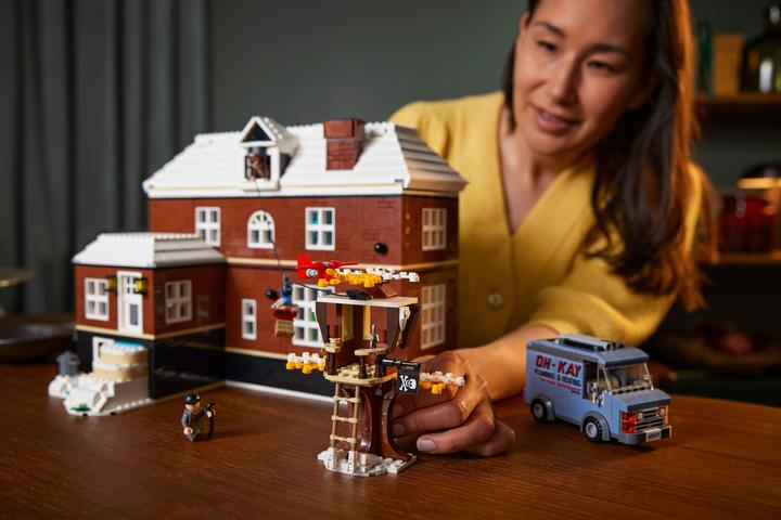 Image du produit LEGO Home Alone (21330, LEGO Ideas, LEGO difficiles à trouver)