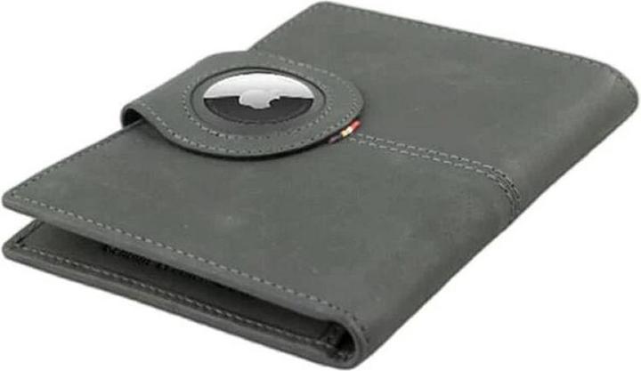 Actual product image Garzini AirTag Passport Holder