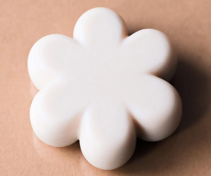 Immagine prodotto Endro Lavaggio dermatologico per viso e corpo Profumo di mandorle dolci solido (Sapone duro, 85 ml)