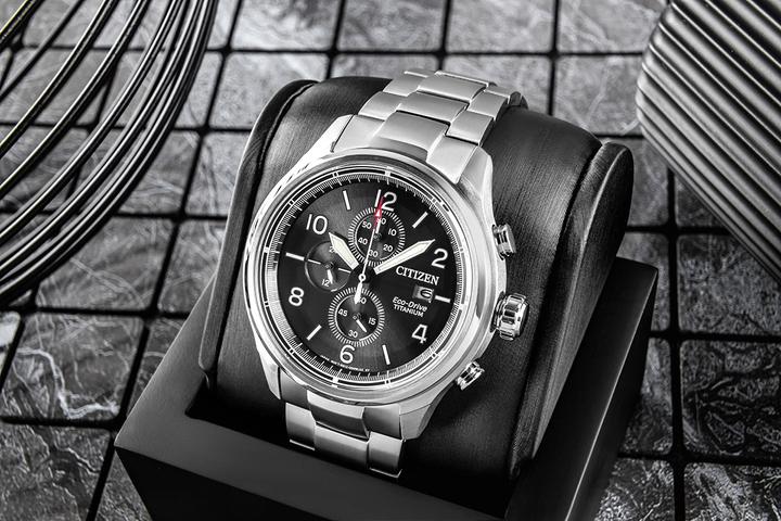 Image du produit Citizen CA0810-88E Eco-Drive Super-Titanium 44mm 10ATM (Chronographe, 44 mm)