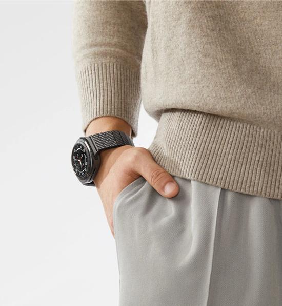 Image du produit Pitaka Bracelet à maillons en carbone noir véritable (100% de fibres de carbone)