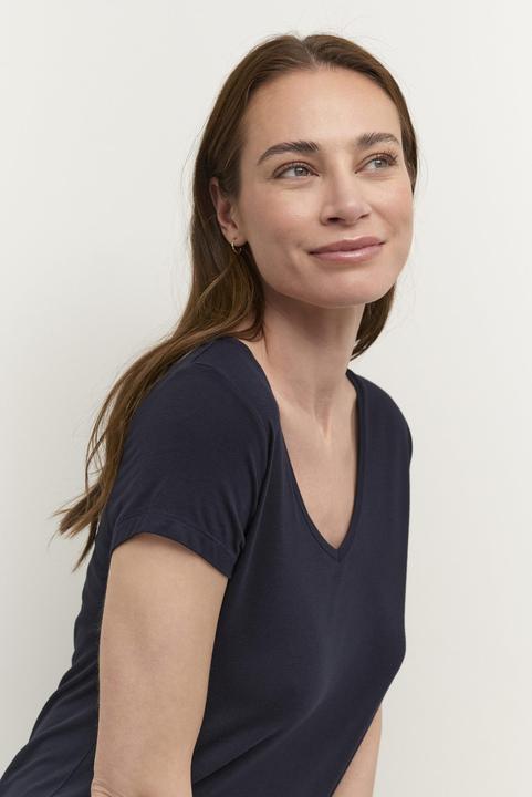 Actual product image Culture Poppy (M)