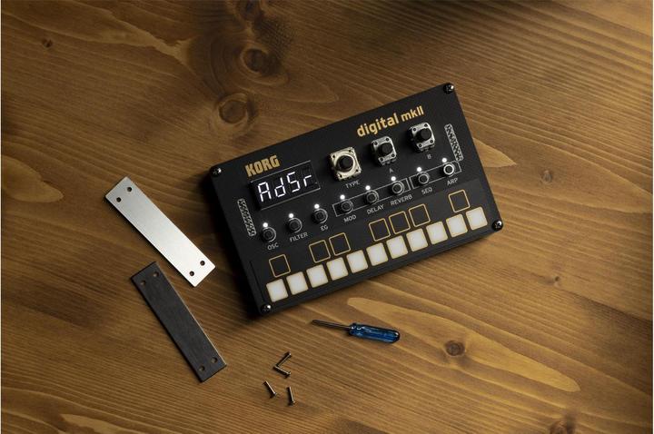 Actual product image Korg Synthesiser NTS-1 mkII, input option: buttons