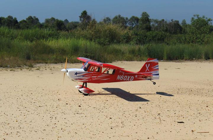 Actual product image Seagull Models SG-Models ) Champion Xtreme Decathlon 122" V2 "Red" ARF (Aerobatics)