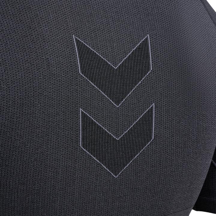 Actual product image hummel Te Mike Seamless T-Shirt (S)