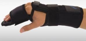 Produktbild Omnimed Intrinsic Plus 4-Fingerschiene gepolstert links schwarz (M)
