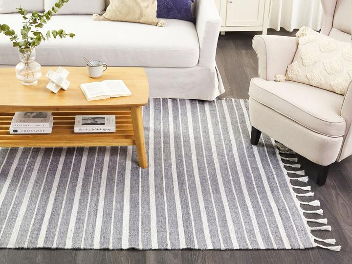 Image du produit Beliani Tapis 140 x 200 cm gris clair BADEMLI Lumarko. (140 x 200 cm)