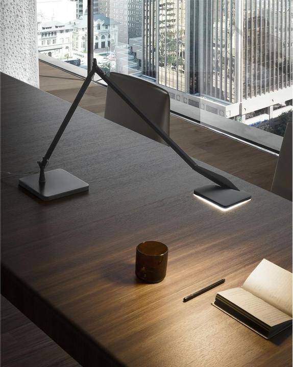 Produktbild Panzeri Design PANZERI Tischleuchte JACKIE Titan (526 lm)
