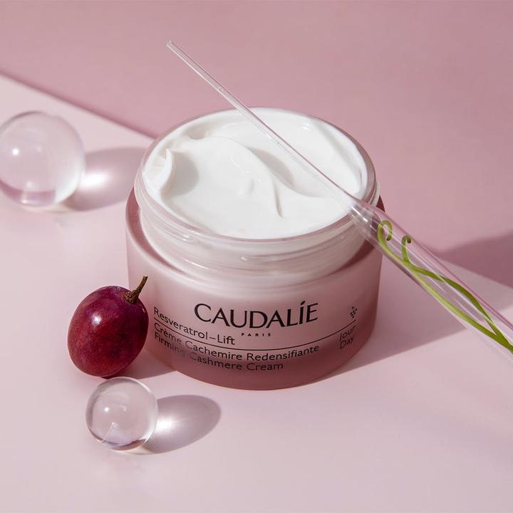 Actual product image Caudalie Resveratrol Lift (50 ml)