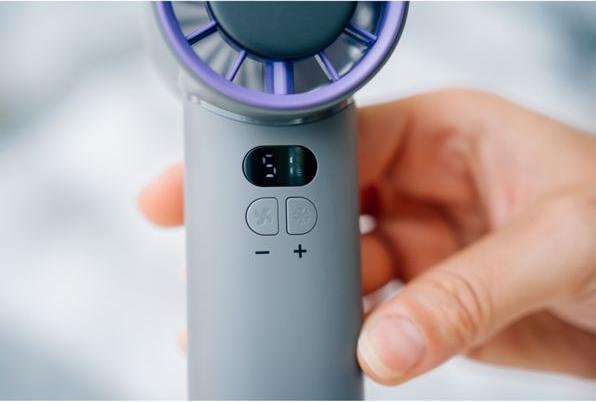 Image du produit Verbatim CoolnGo Handheld Fan Grey